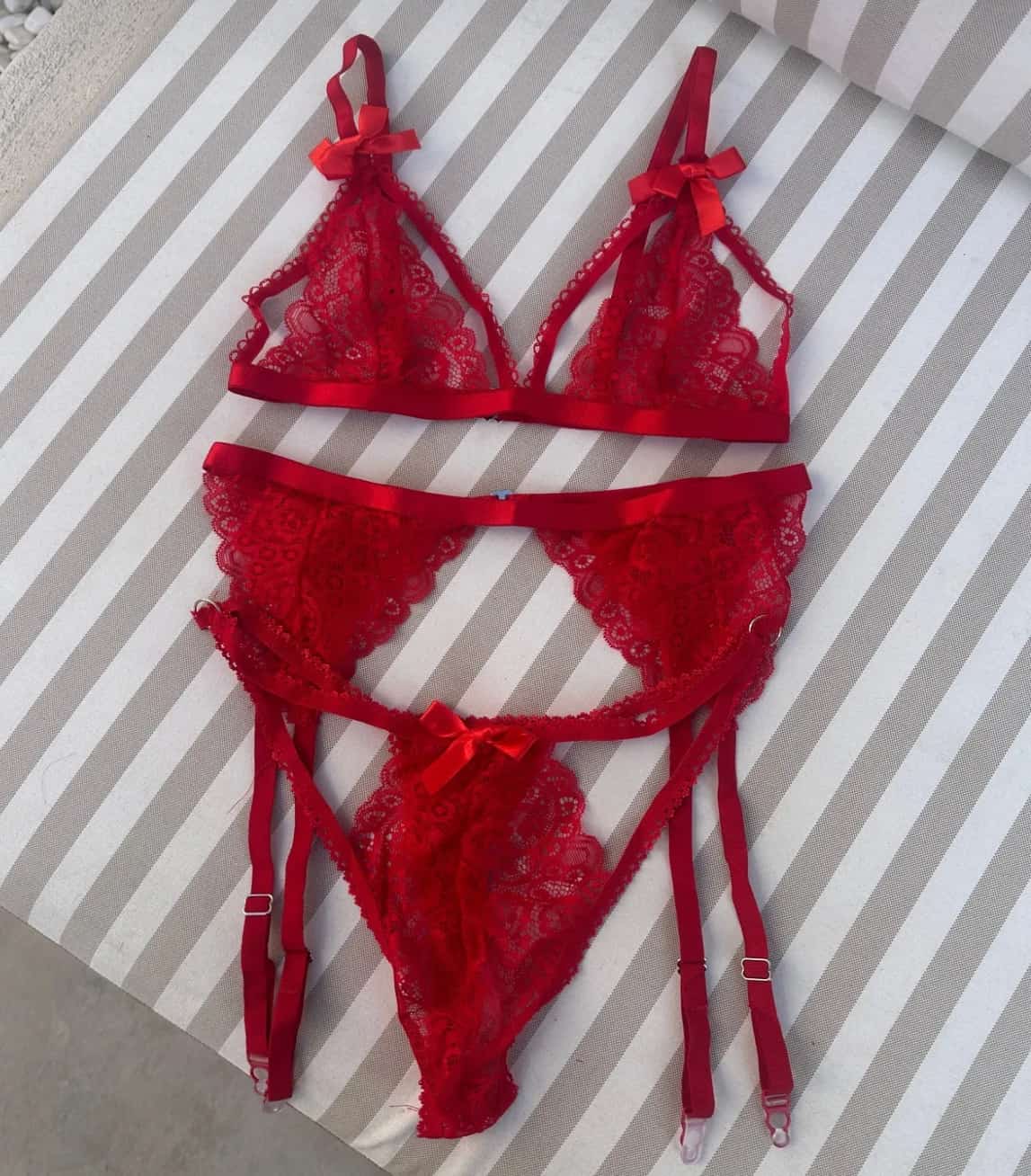 Red Romantik Dantel Jartiyer Set
